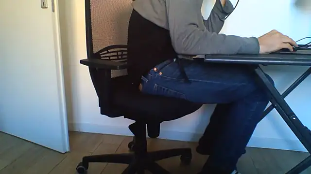 Snapshot of andre_italy chatting on 03.30.26 andre italy online show from 03.30.26