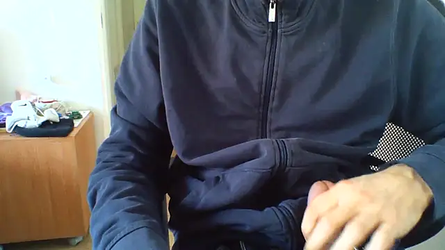 Snapshot of andre_italy chatting on 04.02.26 andre italy online show from 04.02.26