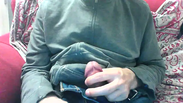 Snapshot of andre_italy chatting on 04.14.26 andre italy online show from 04.14.26