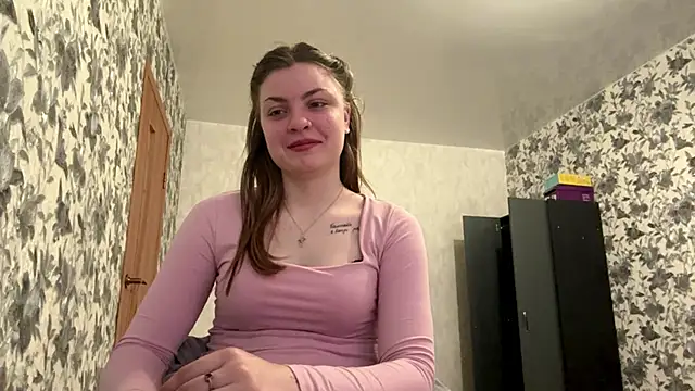 JackiStrum online show from 04.17.26