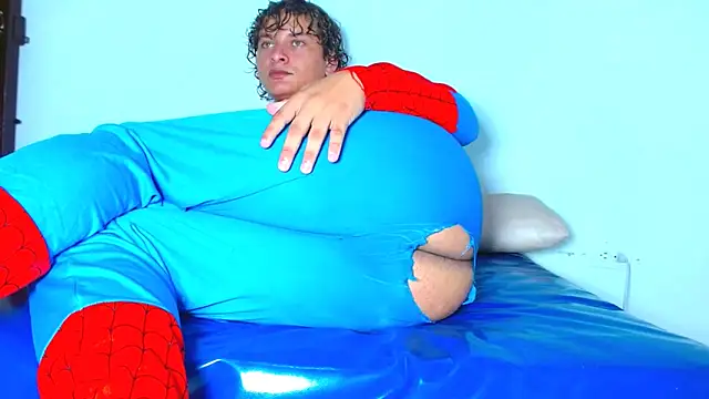 arielnoir6958 online show from 04.24.26