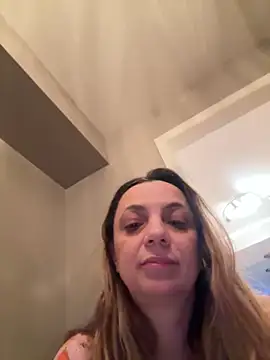 Snapshot of ShyFlameLive chatting on 02.01.26 ShyFlameLive online show from 02.01.26