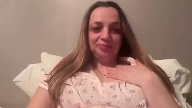 Snapshot of ShyFlameLive chatting on 02.22.26 ShyFlameLive online show from 02.22.26