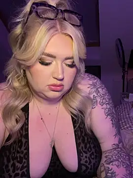 TwoWayT xx online show from 03.02.26