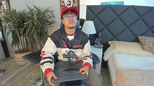 kai storn online show from 03.15.26