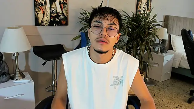 kai storn online show from 04.25.26