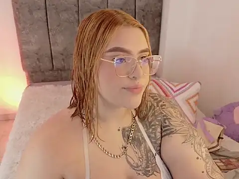 Snapshot of missevans chatting on 02.03.26 missevans online show from 02.03.26