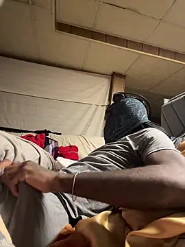 Snapshot of ProveYourLoyalty2 chatting on 02.10.26 ProveYourLoyalty2 online show from 02.10.26