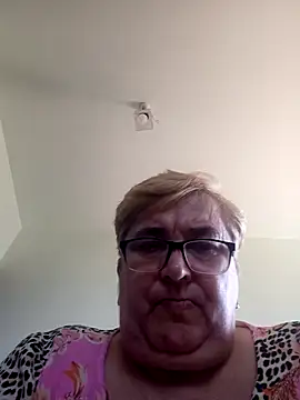 SusanStar874 online show from 04.05.26