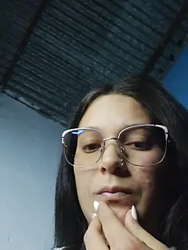 Perla and Maikol online show from 02.11.26