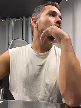 noa desire online show from 03.01.26