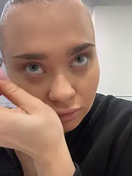 MonicaWestt online show from 02.21.26