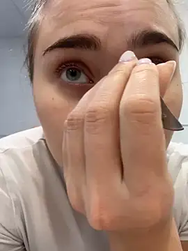 Snapshot of MonicaWestt chatting on 03.24.26 MonicaWestt online show from 03.24.26