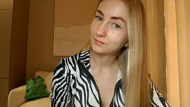 BluueSilk online show from 01.31.25