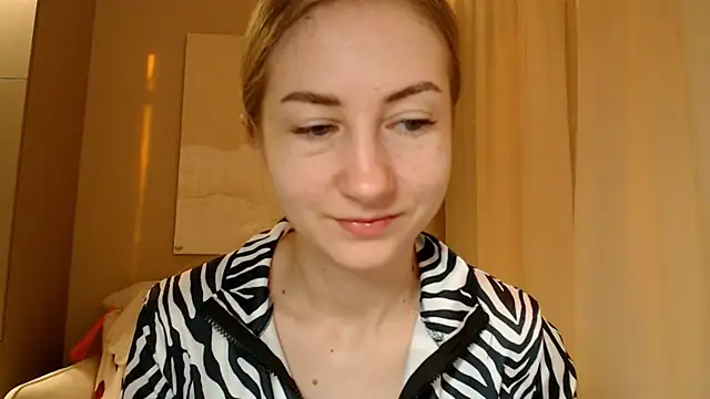 BluueSilk online show from 02.11.25