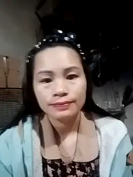 Snapshot of l_kiss chatting on 02.26.26 l kiss online show from 02.26.26