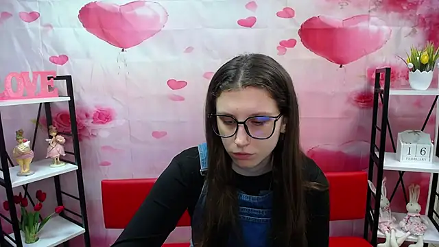 LilianaShine online show from 02.16.26