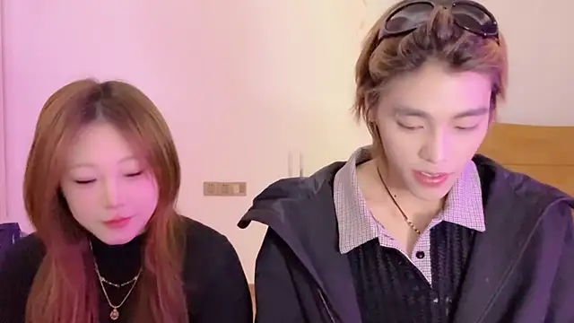 SM JIAJIA ZL online show from 04.29.26