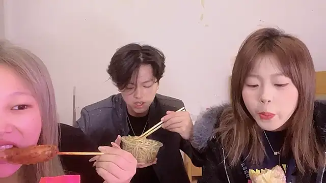 SM JIAJIA ZL online show from 05.25.26