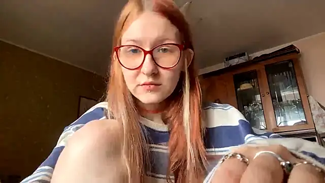 Snapshot of LaureenVielma chatting on 02.15.26 LaureenVielma online show from 02.15.26