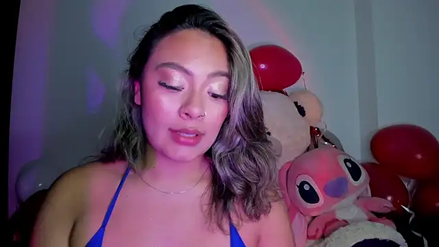 Snapshot of Kylievoos chatting on 02.21.26 Kylievoos online show from 02.21.26