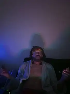 Snapshot of magic_man1085 chatting on 02.02.26 magic man1085 online show from 02.02.26