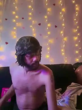 Snapshot of magic_man1085 chatting on 02.19.26 magic man1085 online show from 02.19.26