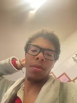 Snapshot of ELPikaPreta chatting on 02.06.26 ELPikaPreta online show from 02.06.26