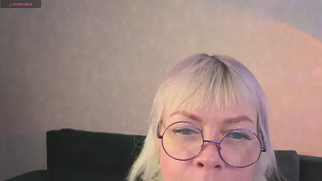 Snapshot of Ann_Annise chatting on 03.01.26 Ann Annise online show from 03.01.26