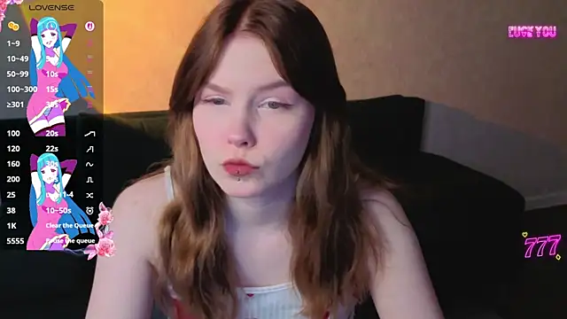 Julia Anis online show from 03.18.26