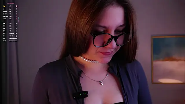 ShantellAngulo online show from 04.12.26