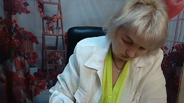 RenataDaster online show from 05.15.26