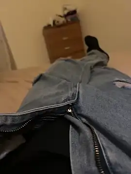 Snapshot of MarkoCum93 chatting on 02.17.26 MarkoCum93 online show from 02.17.26