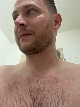 Snapshot of LubasOriginMen chatting on 01.31.26 LubasOriginMen online show from 01.31.26