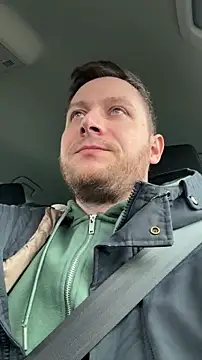 Snapshot of LubasOriginMen chatting on 02.18.26 LubasOriginMen online show from 02.18.26