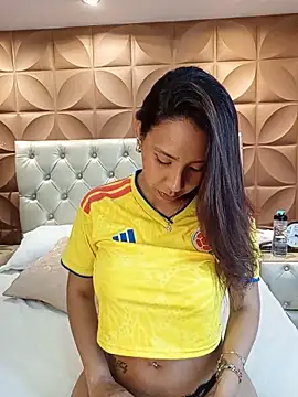 MiaSantana  online show from 06.17.26