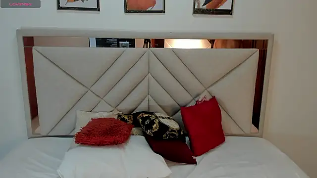 Snapshot of AmberQueen1 chatting on 02.03.26 AmberQueen1 online show from 02.03.26