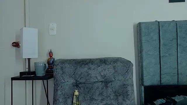 Snapshot of NatalyGuzman26 chatting on 03.20.26 NatalyGuzman26 online show from 03.20.26