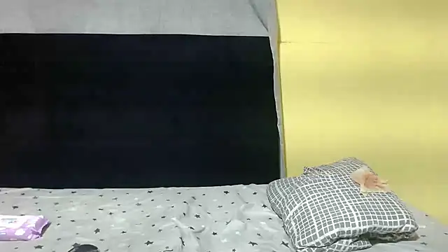 Snapshot of JinglynJuicy22 chatting on 02.26.26 JinglynJuicy22 online show from 02.26.26