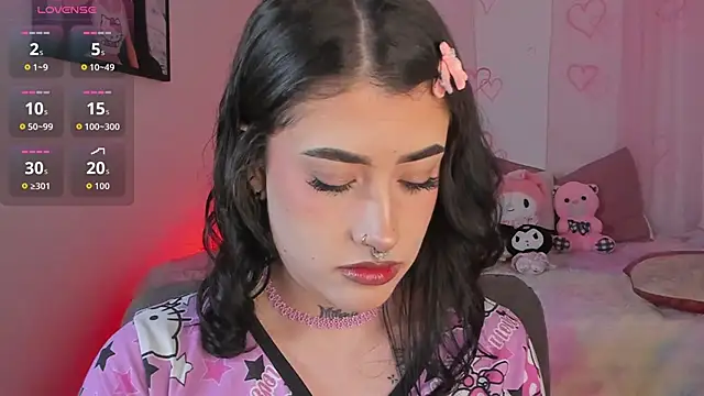 Snapshot of Tamara_uwu chatting on 02.20.26 Tamara uwu online show from 02.20.26