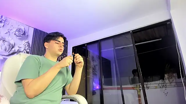 noahWolff  online show from 02.21.26