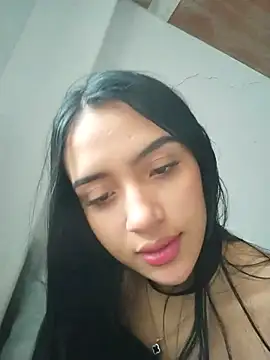 Snapshot of cynliu chatting on 05.14.26 cynliu online show from 05.14.26