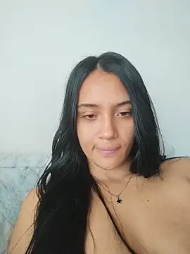Snapshot of cynliu chatting on 06.21.26 cynliu online show from 06.21.26