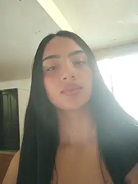 Snapshot of cynliu chatting on 07.17.26 cynliu online show from 07.17.26