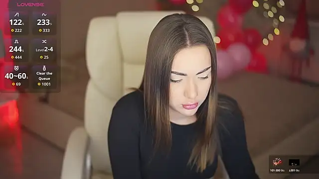 Snapshot of OliviaMoore_ chatting on 02.16.26 OliviaMoore online show from 02.16.26