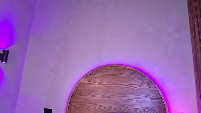 mollyjackson  online show from 05.18.26