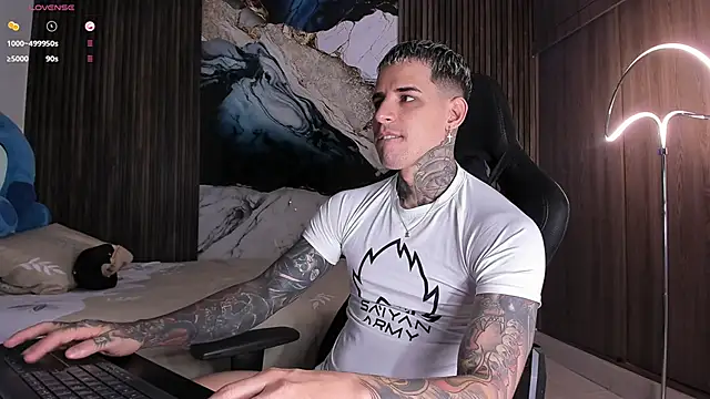 trisstann  online show from 02.24.26