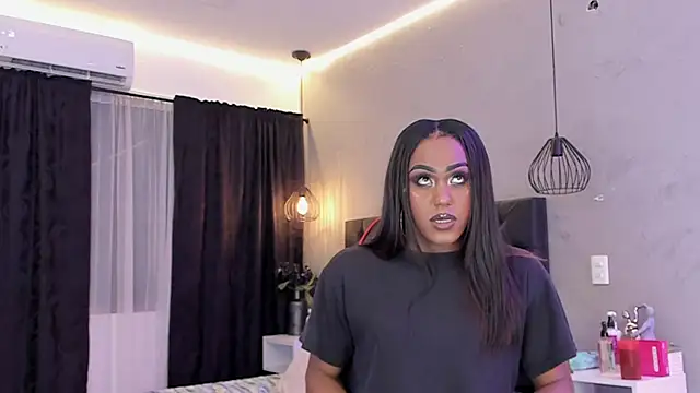 naomi  blair online show from 06.30.26
