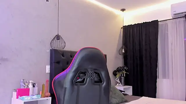 naomi  blair online show from 07.16.26