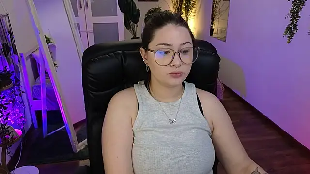 vanessaparadiza online show from 07.17.26